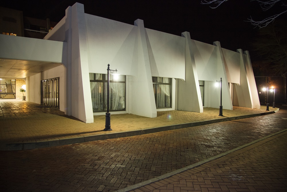 hotel-img