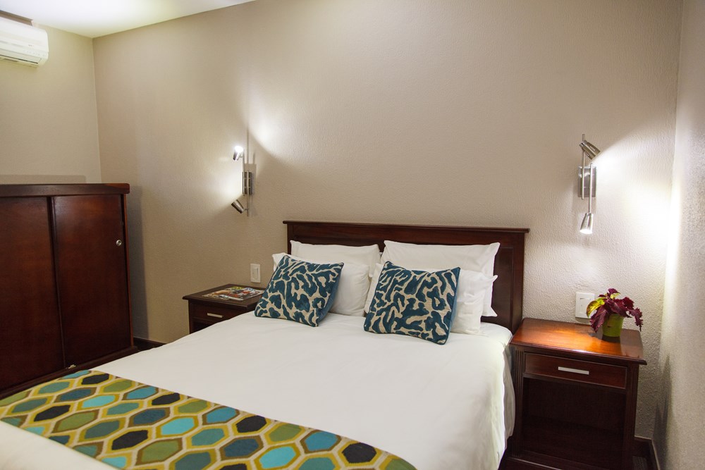 hotel-img