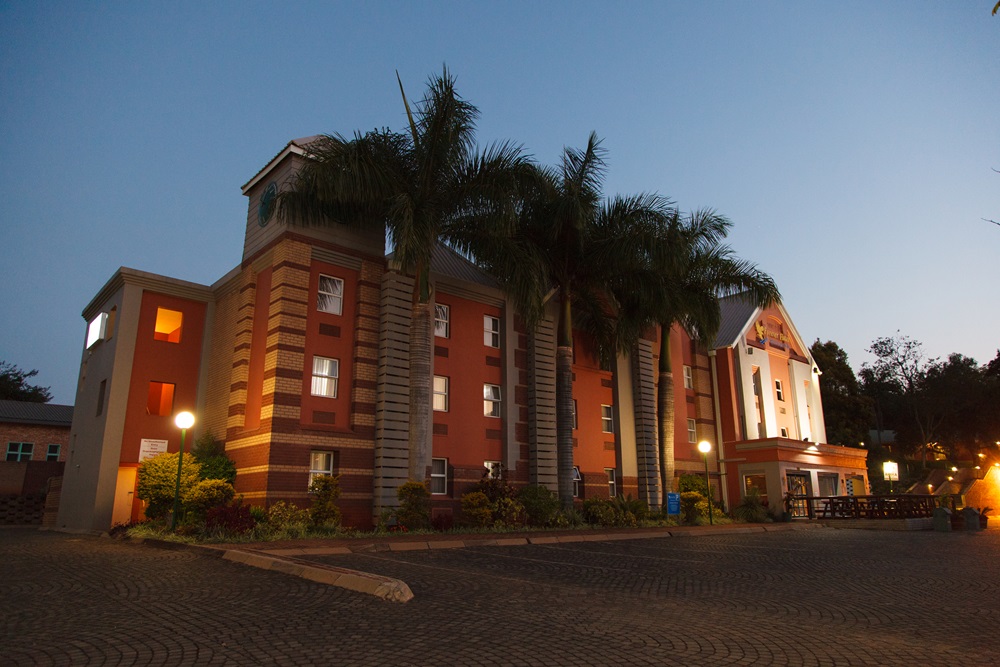 hotel-img